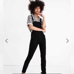 Madewell Black Corduroy Skinny Overalls (size XS)